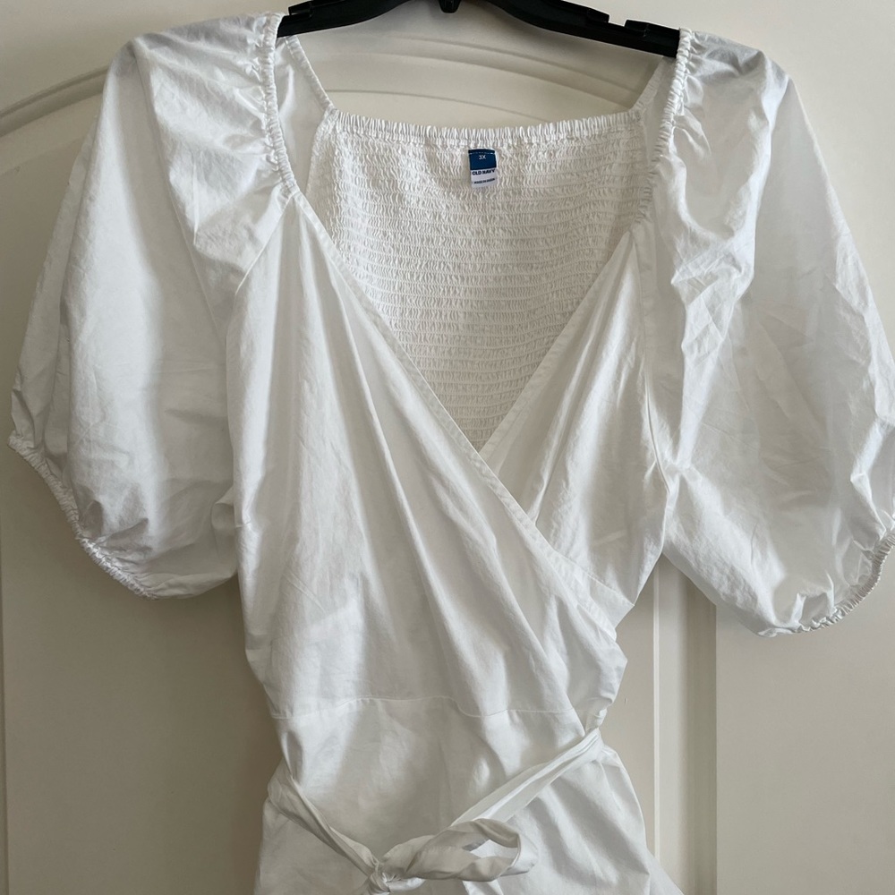 Old Navy Wrap top. 3x